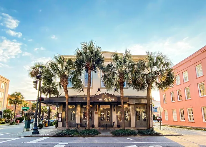 4 star hotel: The Vendue, Downtown Art Hotel